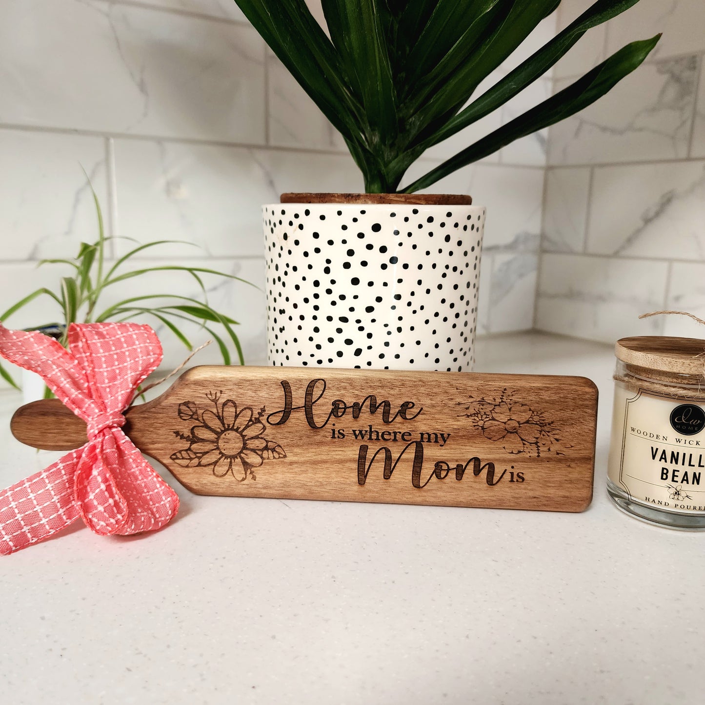 Mom Gift, Engraved cutting board for Mom